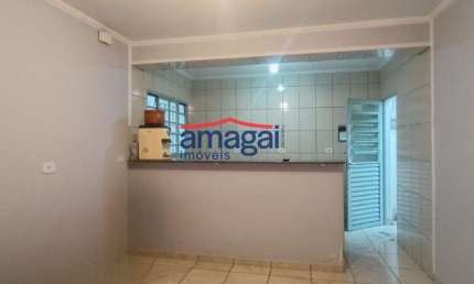 Casa com 3 quartos à venda na Vila Pinheiro, Jacareí  por R$ 310.000