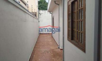 Casa com 3 quartos à venda no Jardim Liberdade, Jacareí  por R$ 630.000