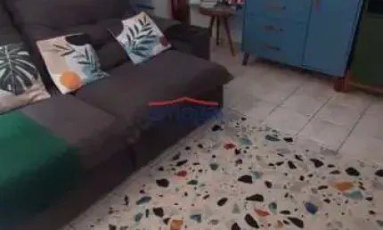 Casa com 2 quartos à venda no Jardim Santa Marina, Jacareí  por R$ 450.000
