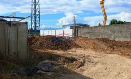Terreno comercial para alugar no Parque Meia Lua, Jacareí  por R$ 10.000