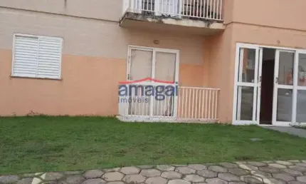 Apartamento com 2 quartos para alugar na Vila Aprazível, Jacareí  por R$ 1.400