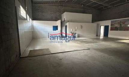 Barracão / Galpão / Depósito para alugar no Residencial Parque dos Sinos, Jacareí  por R$ 8.000