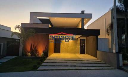 Casa com 3 quartos à venda no Parque Residencial Santo André, Caçapava  por R$ 1.050.000