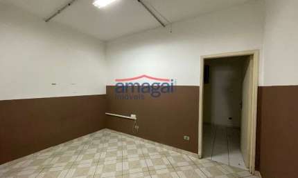Sala comercial para alugar no Centro, Jacareí  por R$ 800