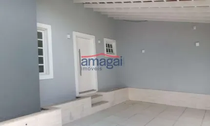 Casa com 3 quartos à venda no Jardim Altos de Santana II, Jacareí  por R$ 790.000