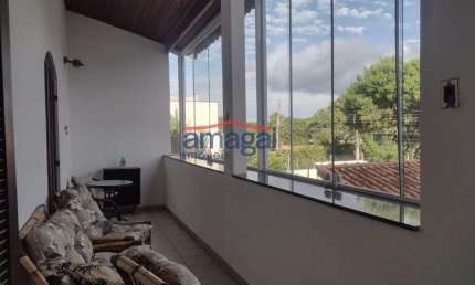 Casa com 4 quartos à venda no Jardim Santa Maria, Jacareí  por R$ 850.000
