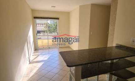 Apartamento com 2 quartos para alugar no Parque Residencial Aquarius, São José dos Campos  por R$ 2.700