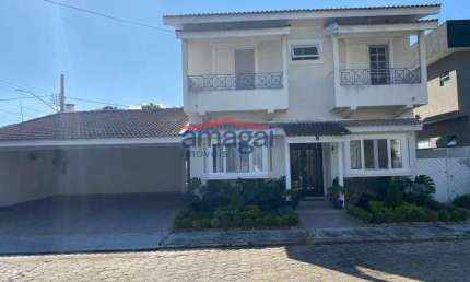 Casa em condomínio fechado com 4 quartos à venda no Jardim Santa Maria, Jacareí  por R$ 1.780.000