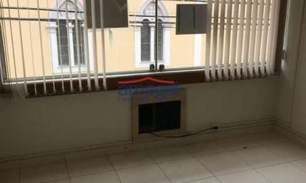 Sala comercial à venda no Centro, Jacareí  por R$ 160.000
