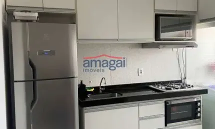 Apartamento com 2 quartos para alugar no Jardim Califórnia, Jacareí  por R$ 1.350