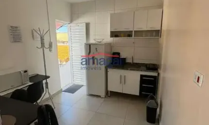 Kitnet / Stúdio para alugar no Centro, Jacareí  por R$ 1.650