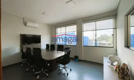 Sala comercial para alugar no Jardim Califórnia, Jacareí  por R$ 1.200