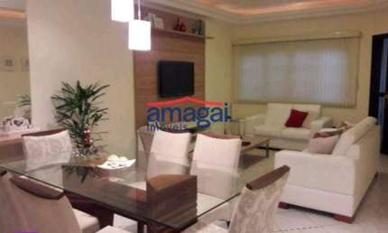 Casa com 3 quartos para alugar na Cidade Jardim, Jacareí  por R$ 4.500