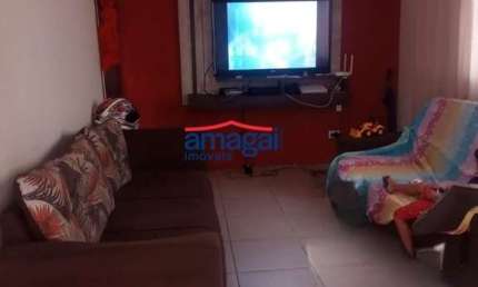 Casa com 2 quartos para alugar na Cidade Nova Jacareí, Jacareí  por R$ 1.000