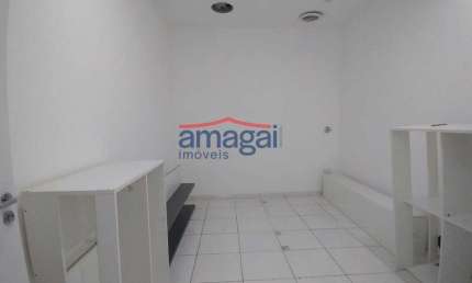 Sala comercial para alugar no Bosque dos Eucaliptos, São José dos Campos  por R$ 770