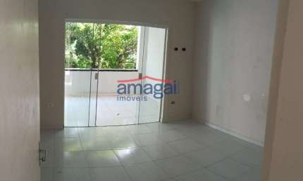 Casa com 1 quarto para alugar no Parque Santo Antônio, Jacareí 