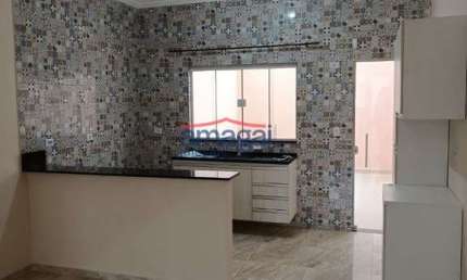 Casa com 3 quartos para alugar no Jardim Santa Maria, Jacareí  por R$ 2.800