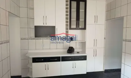 Casa com 3 quartos à venda no Conjunto Residencial Galo Branco, São José dos Campos  por R$ 350.000