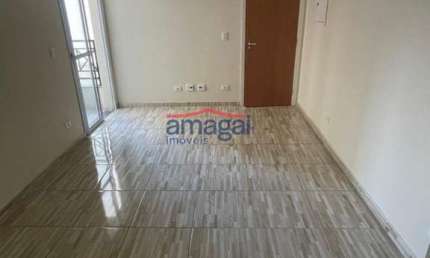 Apartamento com 2 quartos para alugar no Jardim Oriente, São José dos Campos  por R$ 1.900