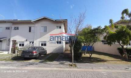 Casa em condomínio fechado com 3 quartos para alugar no Jardim Santa Maria, Jacareí  por R$ 3.000