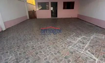 Casa com 4 quartos para alugar no Jardim Altos de Santana II, Jacareí  por R$ 3.025