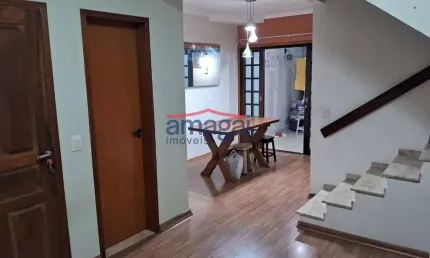 Casa em condomínio fechado com 3 quartos à venda no Parque dos Ipês, São José dos Campos  por R$ 480.000