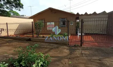 Casa com 3 quartos à venda na Avenida 7 de Setembro, 857, Jardim da Glória, Maringá