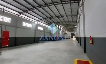 Barracão com excelente localização para locação no Jardim Internorte, Maringá, PR