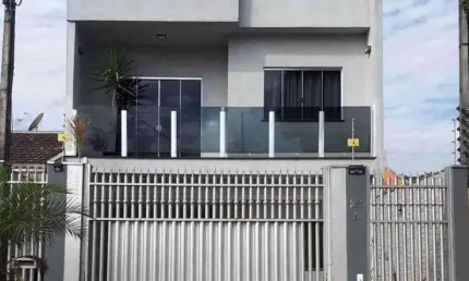 Casa com 4 quartos à venda na Rua Rio Jaguaribe, 26, Parque Residencial Patrícia, Maringá