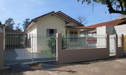 Casa com 1 quarto para alugar na Rua Cariovaldo Ferreira, 845, Zona 08, Maringá