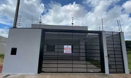 Casa a venda 3 Quartos, 1 Suite, 2 Vagas, 137M2, BOM JARDIM, Maringa - PR