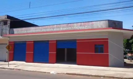 Sala comercial com 1 sala para alugar na Rua 28 de Junho, 1313, Jardim Tupinambá, Maringá