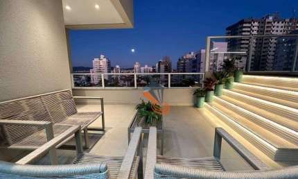Cobertura com 3 dormitórios à venda, 215 m² por R$ 3.149.900,00 - Barreiros - São José/SC