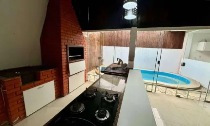 Casa com 2 dormitórios à venda, 108 m² por R$ 580.000,00 - Madri - Palhoça/SC