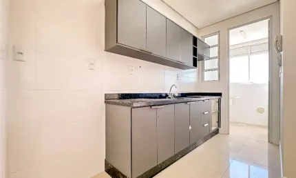 APARTAMENTO COM 02 DORMITÓRIOS (01 SUÍTE) EM BARREIROS