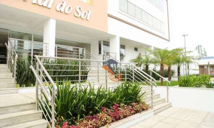 Apartamento com 3 dormitórios à venda, 93 m² por R$ 640.000,00 - Barreiros - São José/SC
