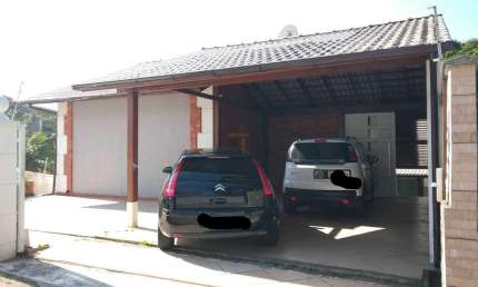 Casa com 3 quartos à venda na Rua Virgínia Quint, 12, Centro, São José por R$ 790.000