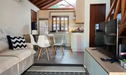 Casa com 2 quartos à venda na Servidão Dunas da Joaquina, 167, Rio Tavares, Florianópolis por R$ 890.000