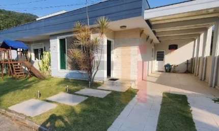 Casa em condomínio fechado com 4 quartos à venda na Avenida Luiz Boiteux Piazza, 4256, Ponta das Canas, Florianópolis por R$ 2.105.000