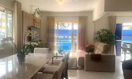 Casa com 3 quartos à venda na Rua Edison Areas, 28, Trindade, Florianópolis por R$ 2.200.000