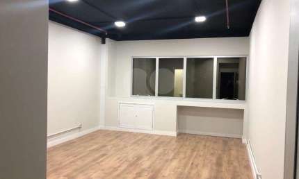 Sala comercial à venda na Avenida Ipiranga, Central Parque, Porto Alegre