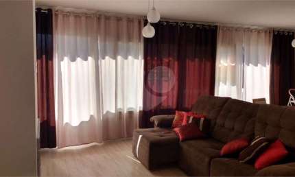 Apartamento com 4 quartos à venda em Menino Deus - RS