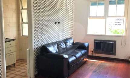 Apartamento com 2 quartos à venda na Praça Princesa Isabel, Azenha, Porto Alegre