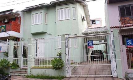Casa com 4 quartos à venda na Parque dos Nativos, Vila Ipiranga, Porto Alegre