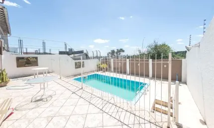 Sobrado com 3 quartos à venda em Jardim Sabará - RS