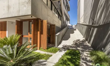 Apartamento com 3 quartos à venda em Menino Deus - RS