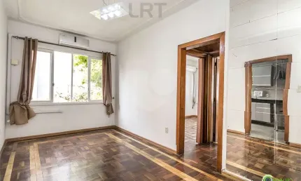 Apartamento com 2 quartos à venda em Menino Deus - RS