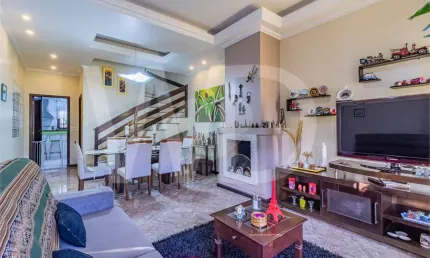 Casa com 3 quartos à venda na Rua Zeev Jabotinski, Vila Ipiranga, Porto Alegre