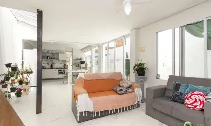 Casa com 3 quartos à venda na Rua Nunes Machado, Menino Deus, Porto Alegre