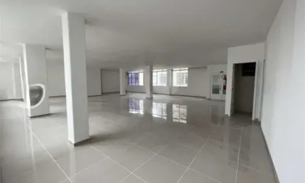 Sala comercial à venda na Rua Uruguai, Centro, Porto Alegre